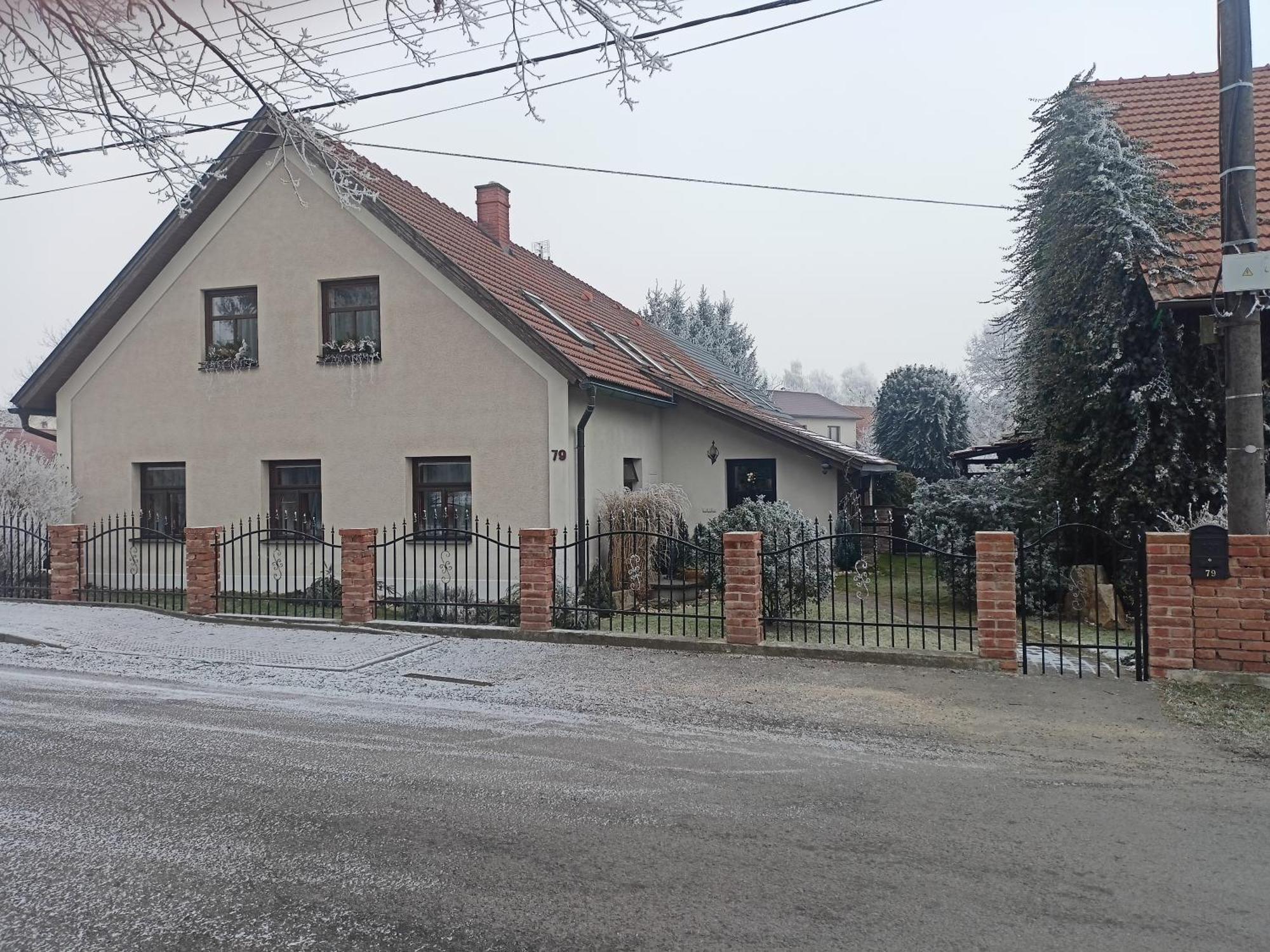 Tourist Apartment Vysocina Bike Plus Fun ノヴェー・ムニェスト・ナ・モラヴィエ エクステリア 写真